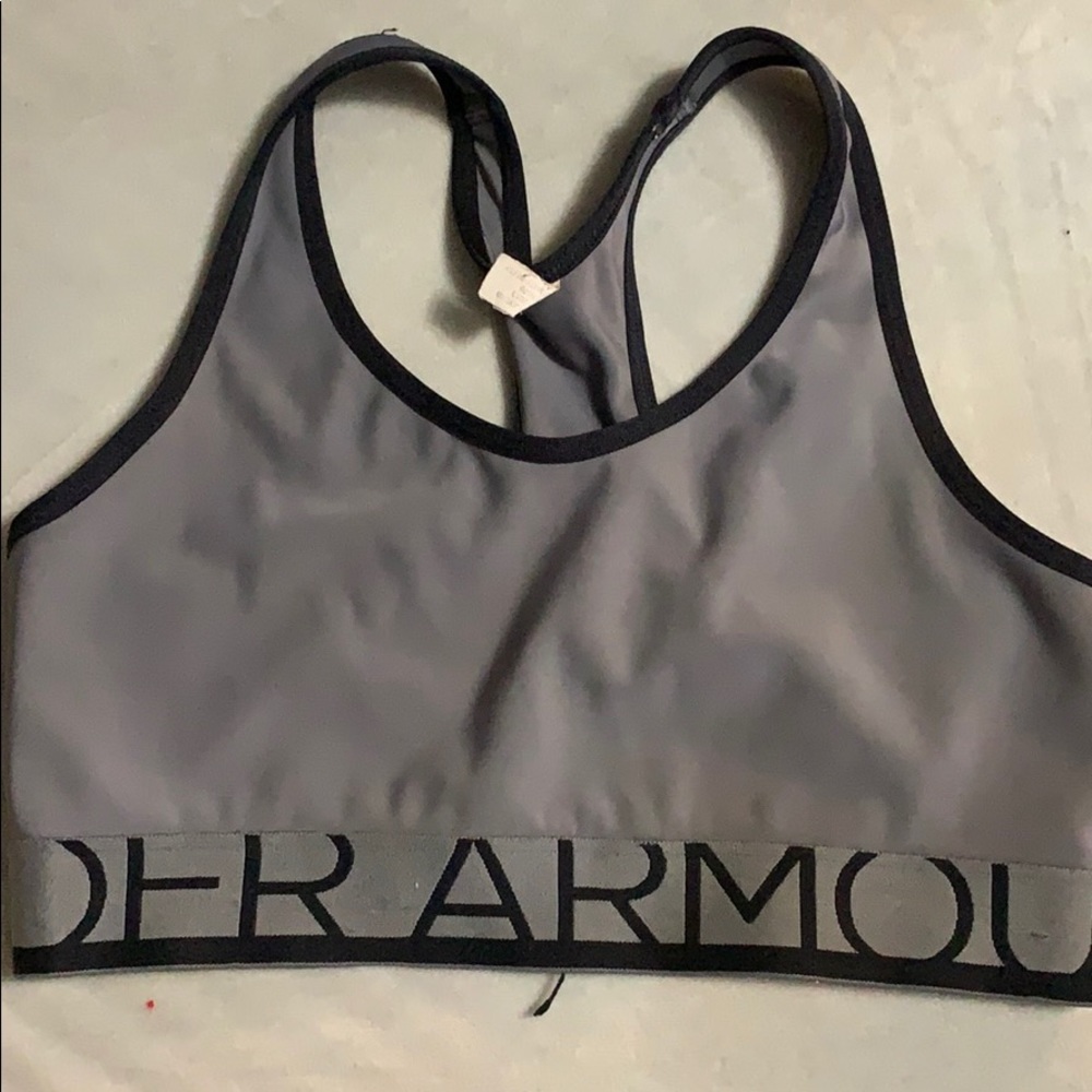 sports bra